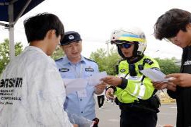 枣庄市公安局山亭分局：临时身份证明3分钟送达高考考生‌